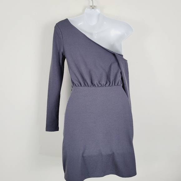 Privacy‎ Please Jacqie One Shoulder Gray Mni Dress - Picture 4 of 9